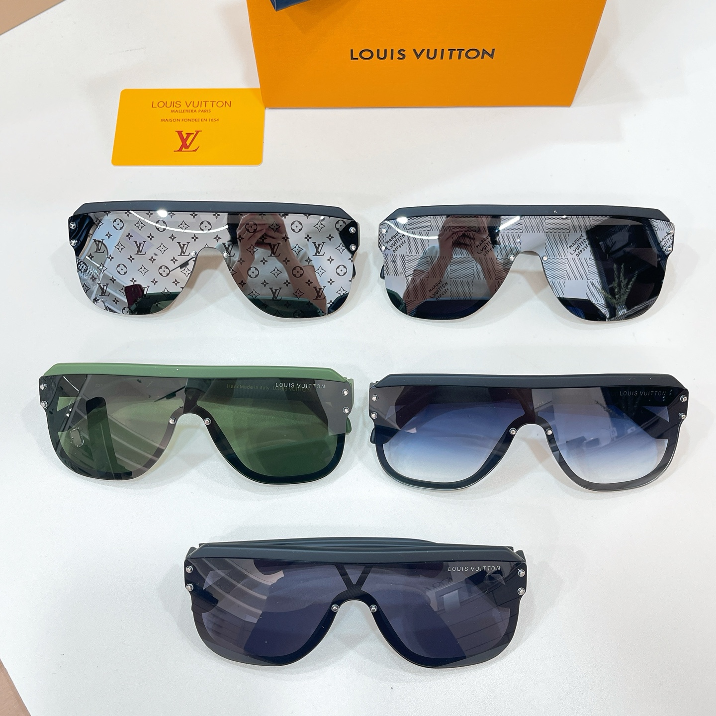 LV glasses-38