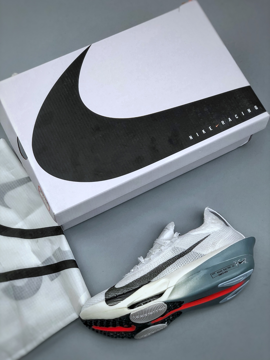 Nike Sneakers-275