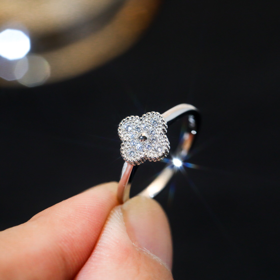 Van Cleef & Arpels ring-106