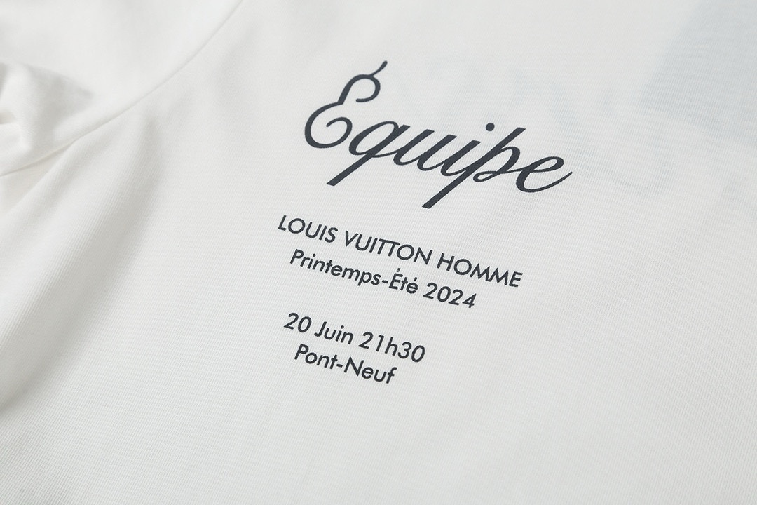 LV clothing-11