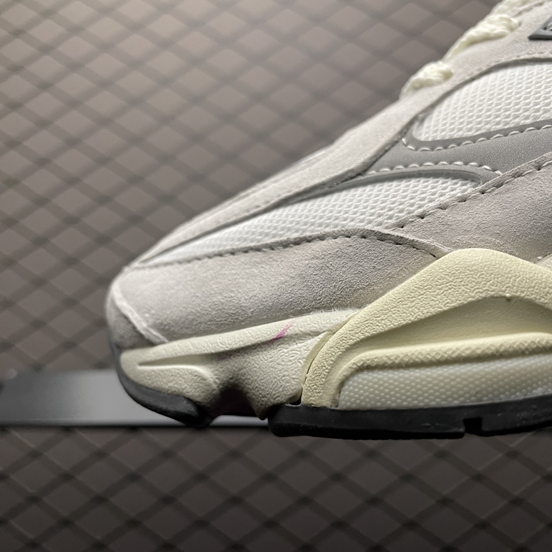 New Balance Sneakers-55