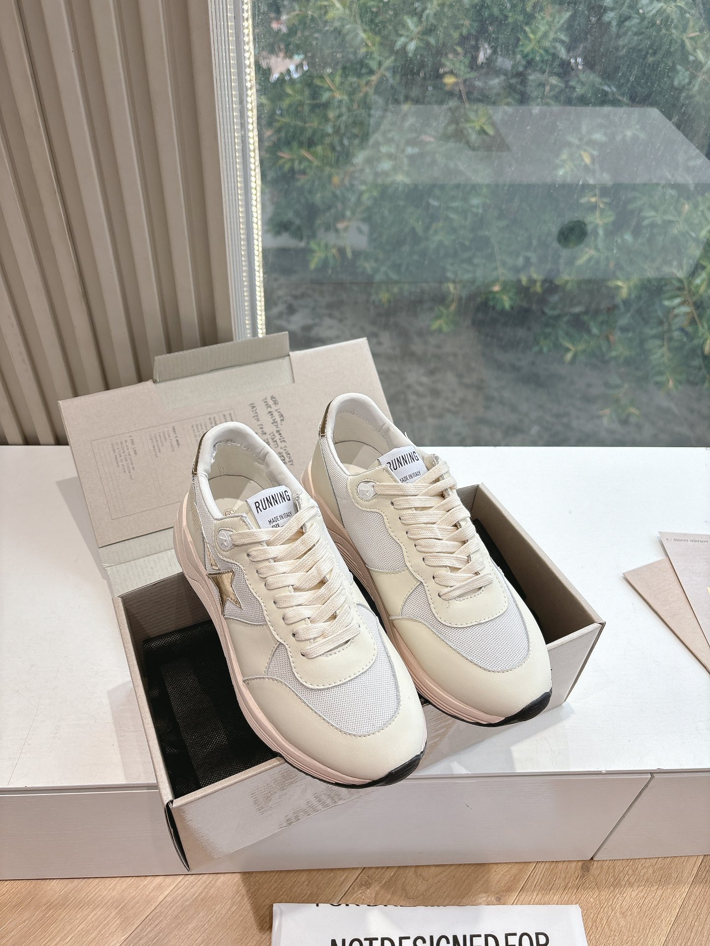 Golden Goose Sneakers-19