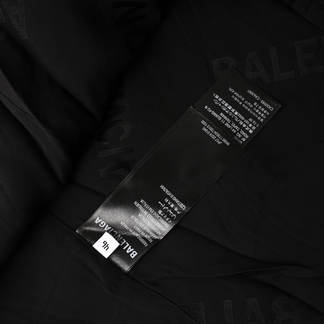 Balenciaga Clothing-315