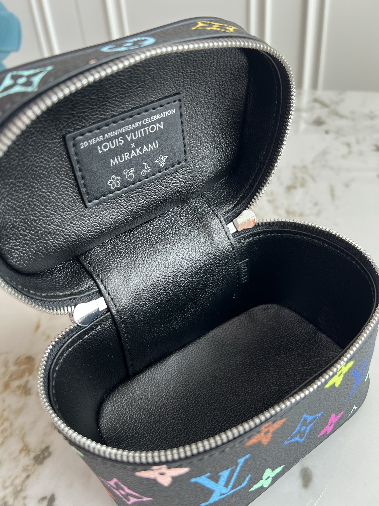 Louis Vuitton Hot New Product-98