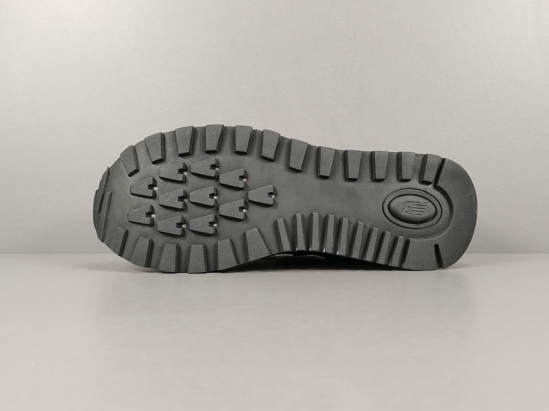 New Balance Sneakers-333