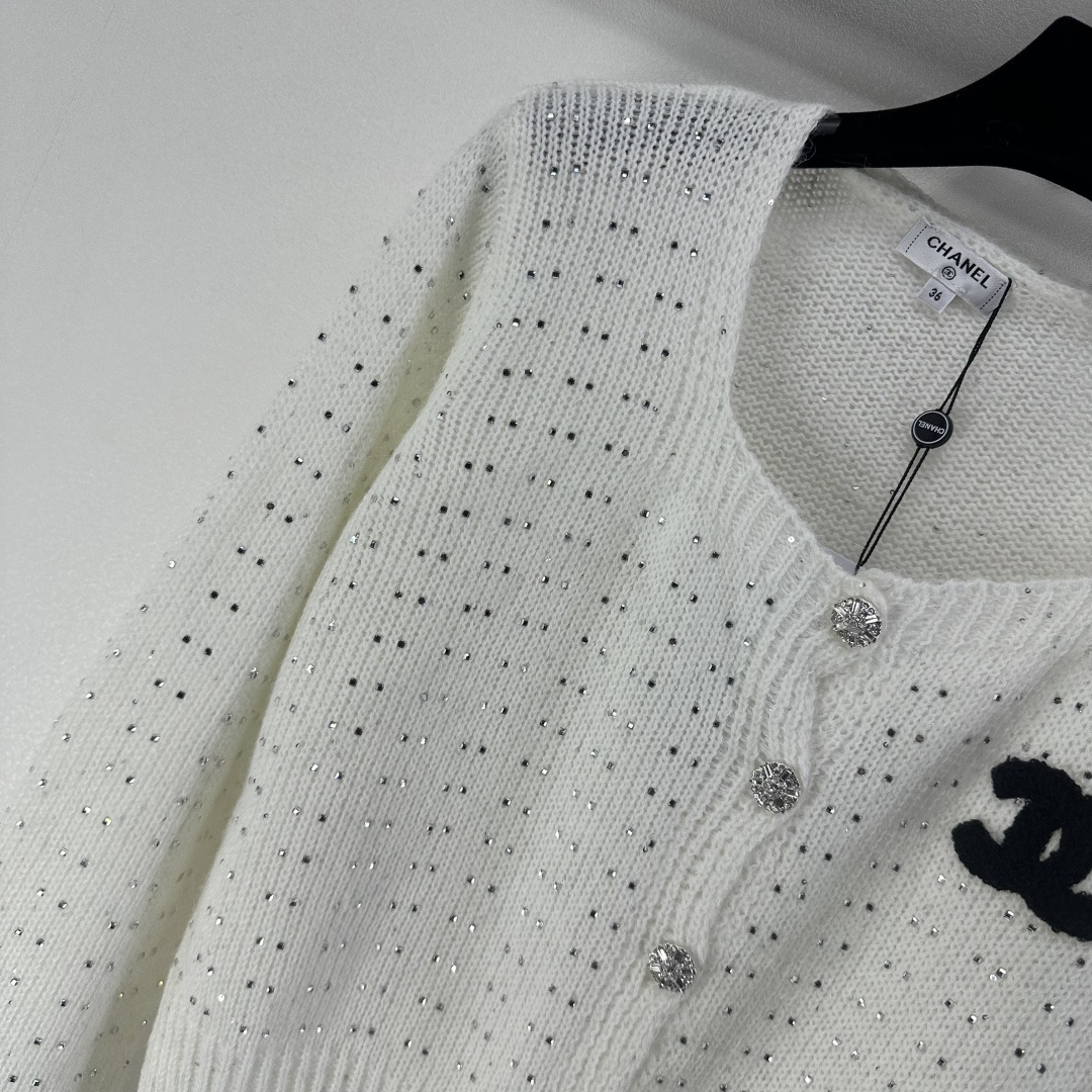 Chanel Clothing-17