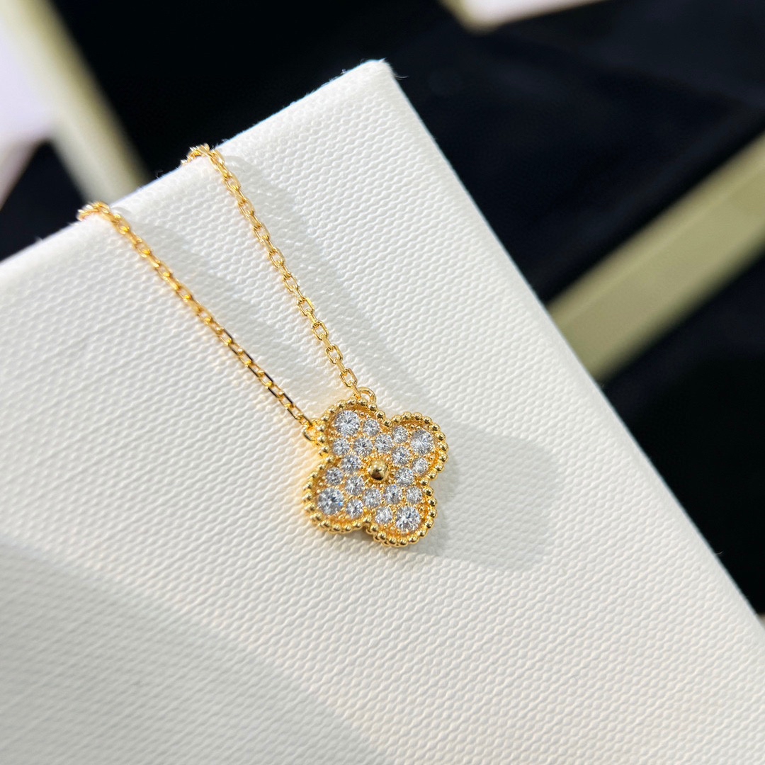 Van Cleef & Arpels necklace-138