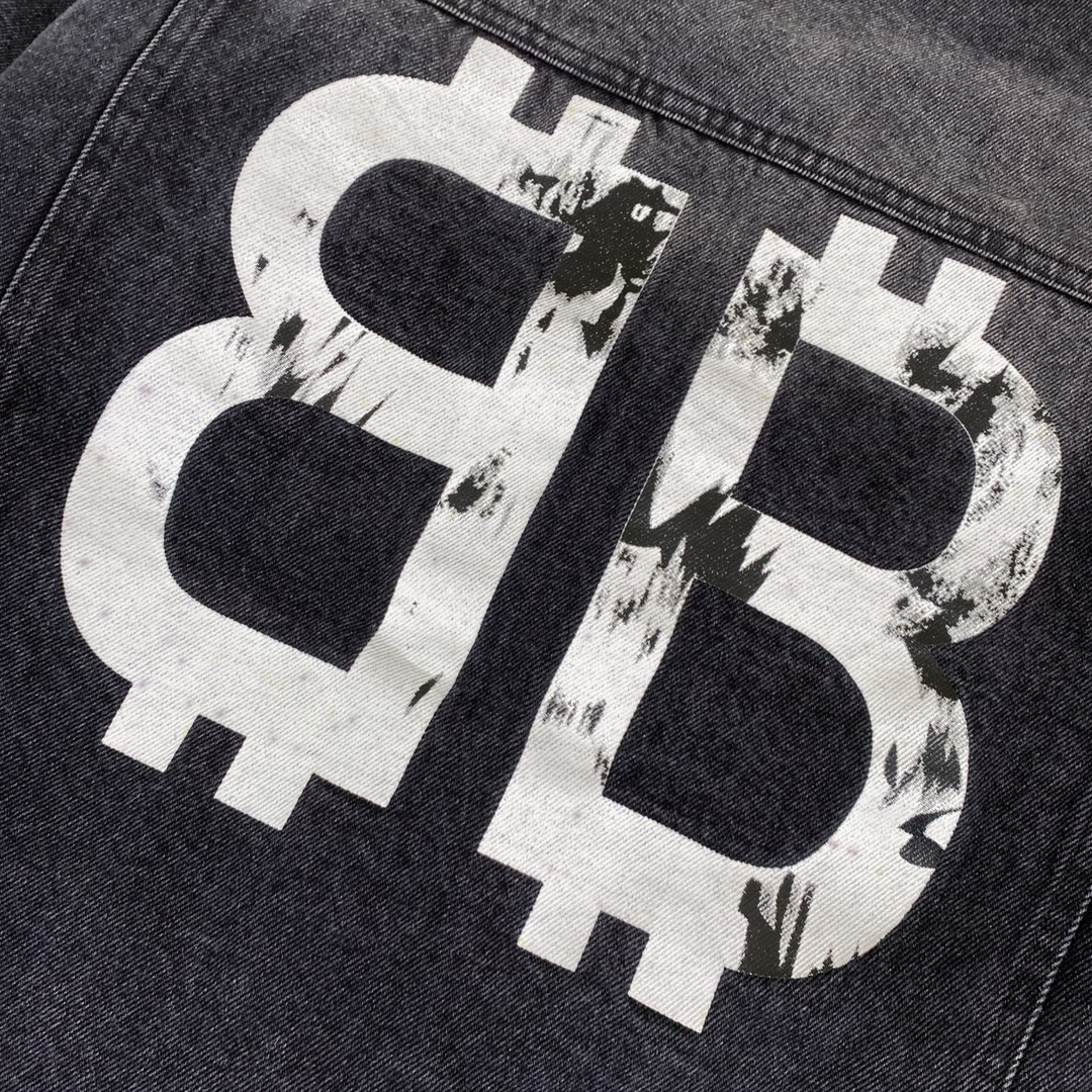 Balenciaga Clothing-142