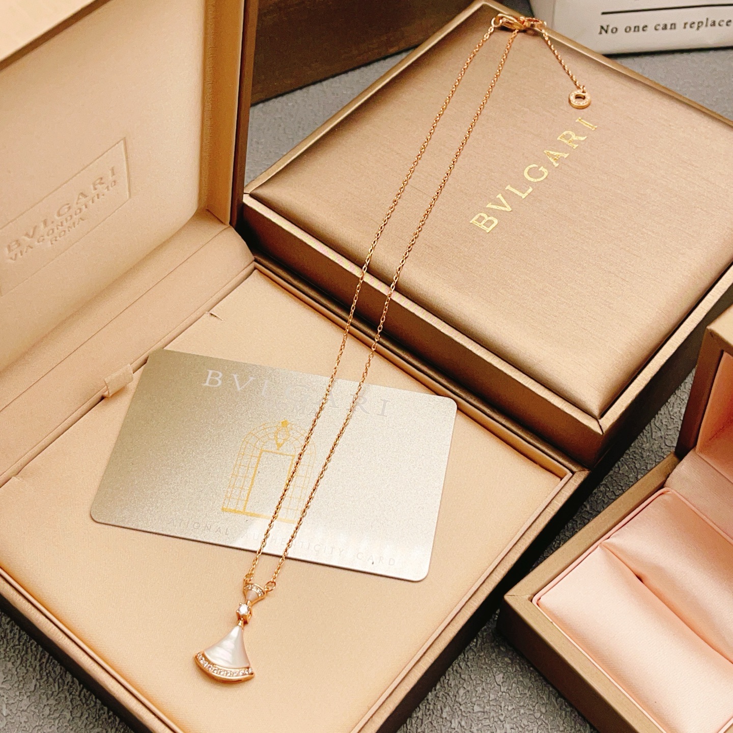 Bottega Veneta necklace-52