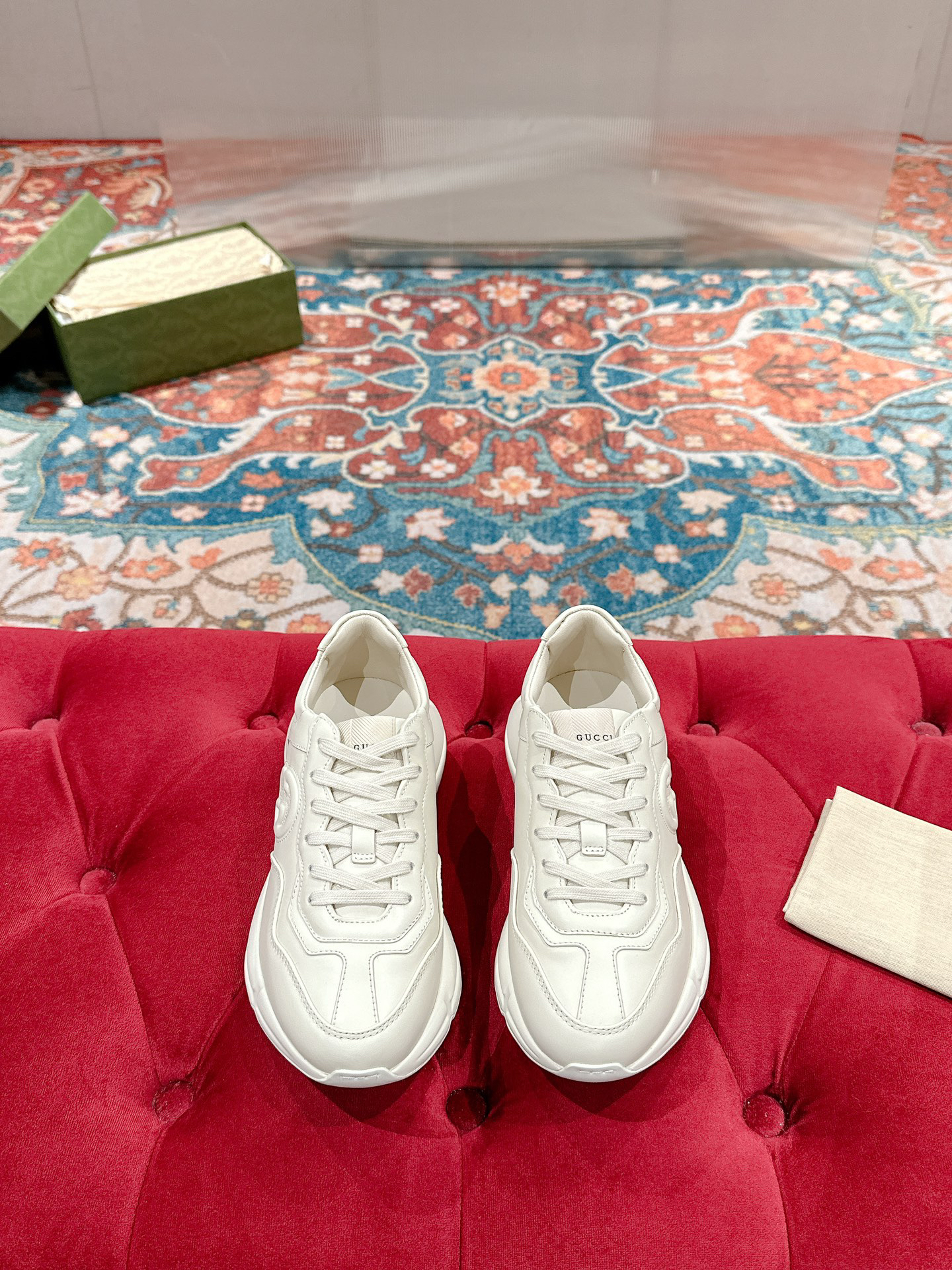 Gucci Sneakers-188