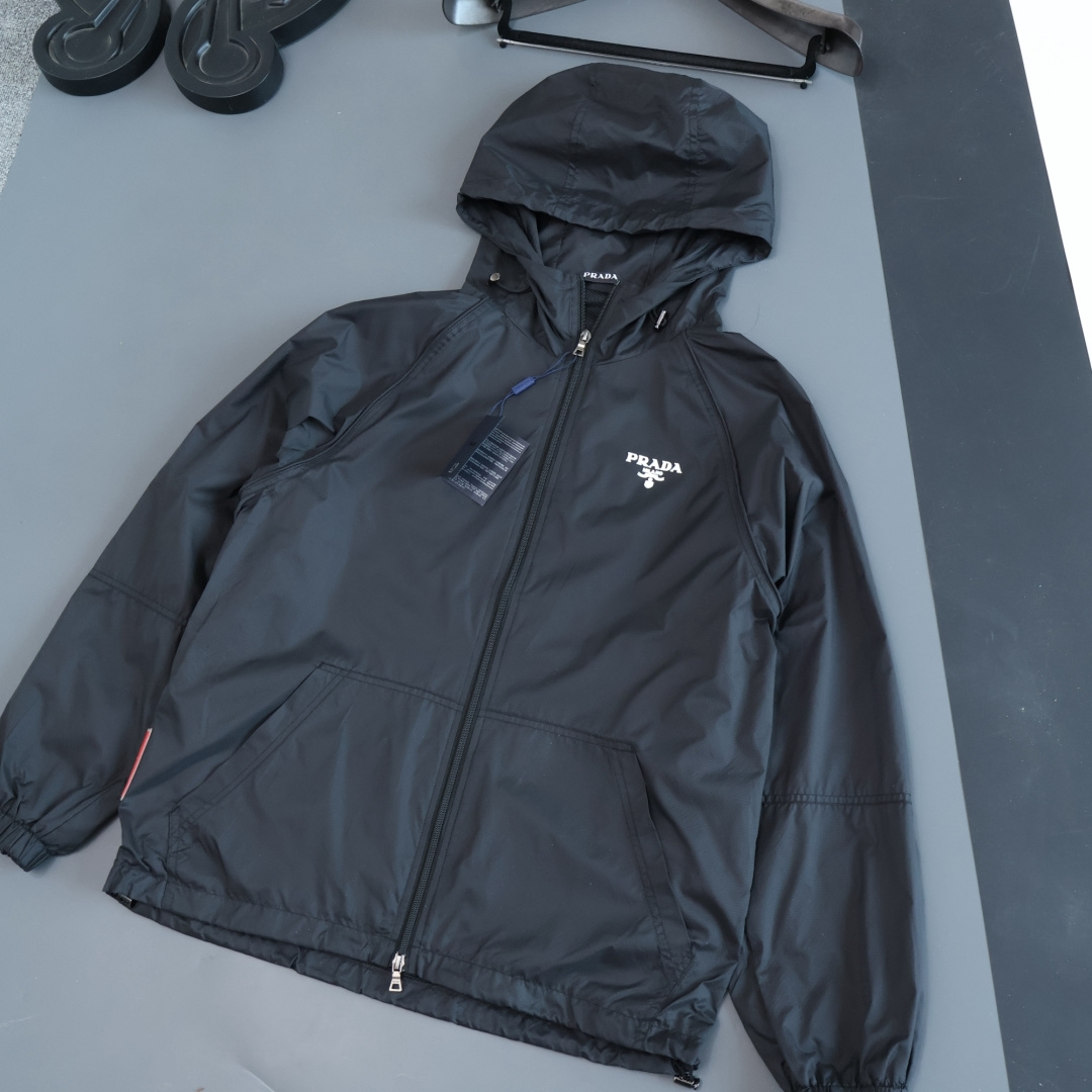 Prada Clothing-369