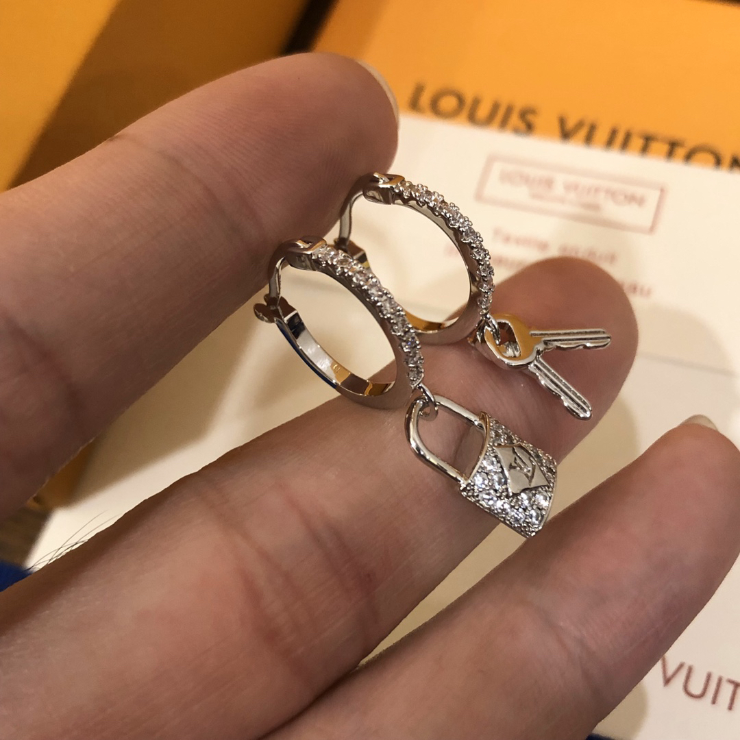 LV earrings-19