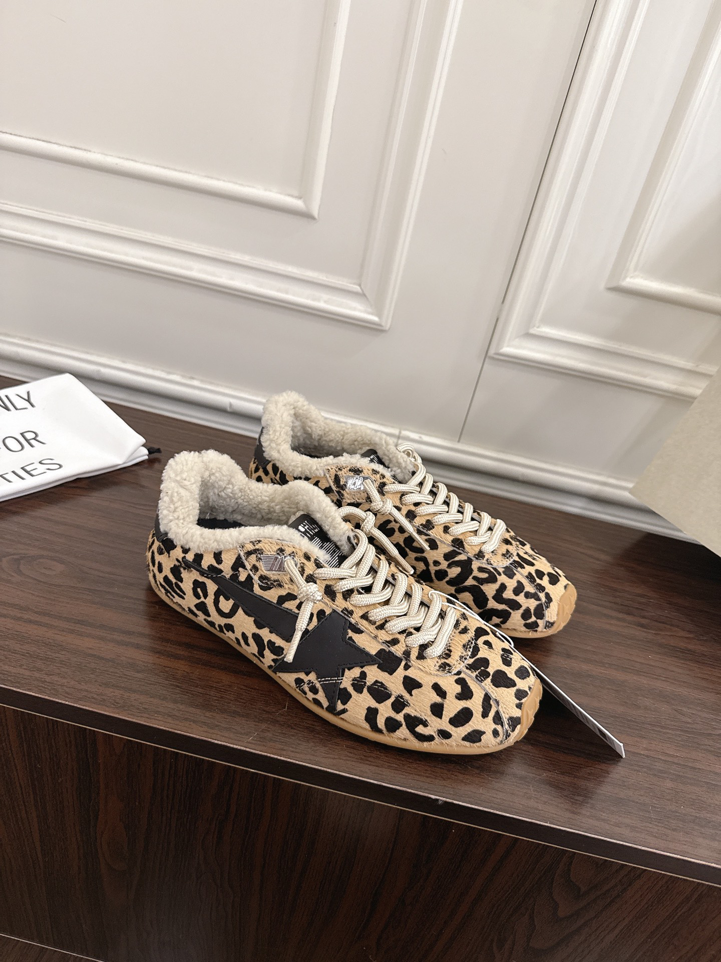 Golden Goose Sneakers-31