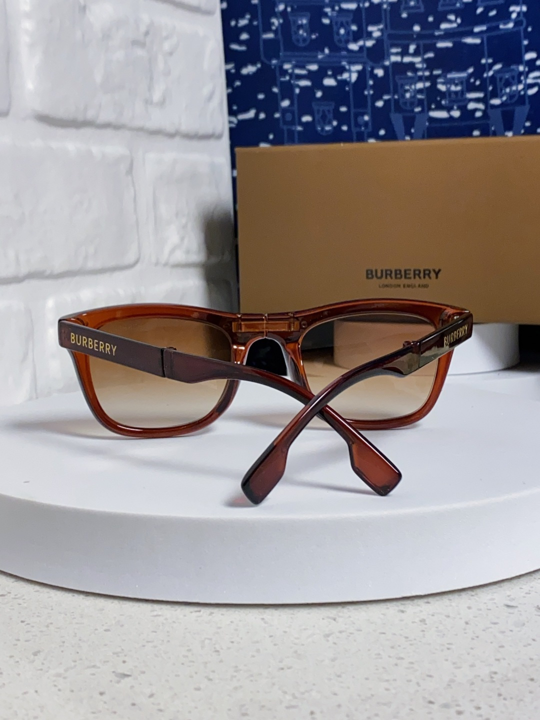 Burberry glasses-38