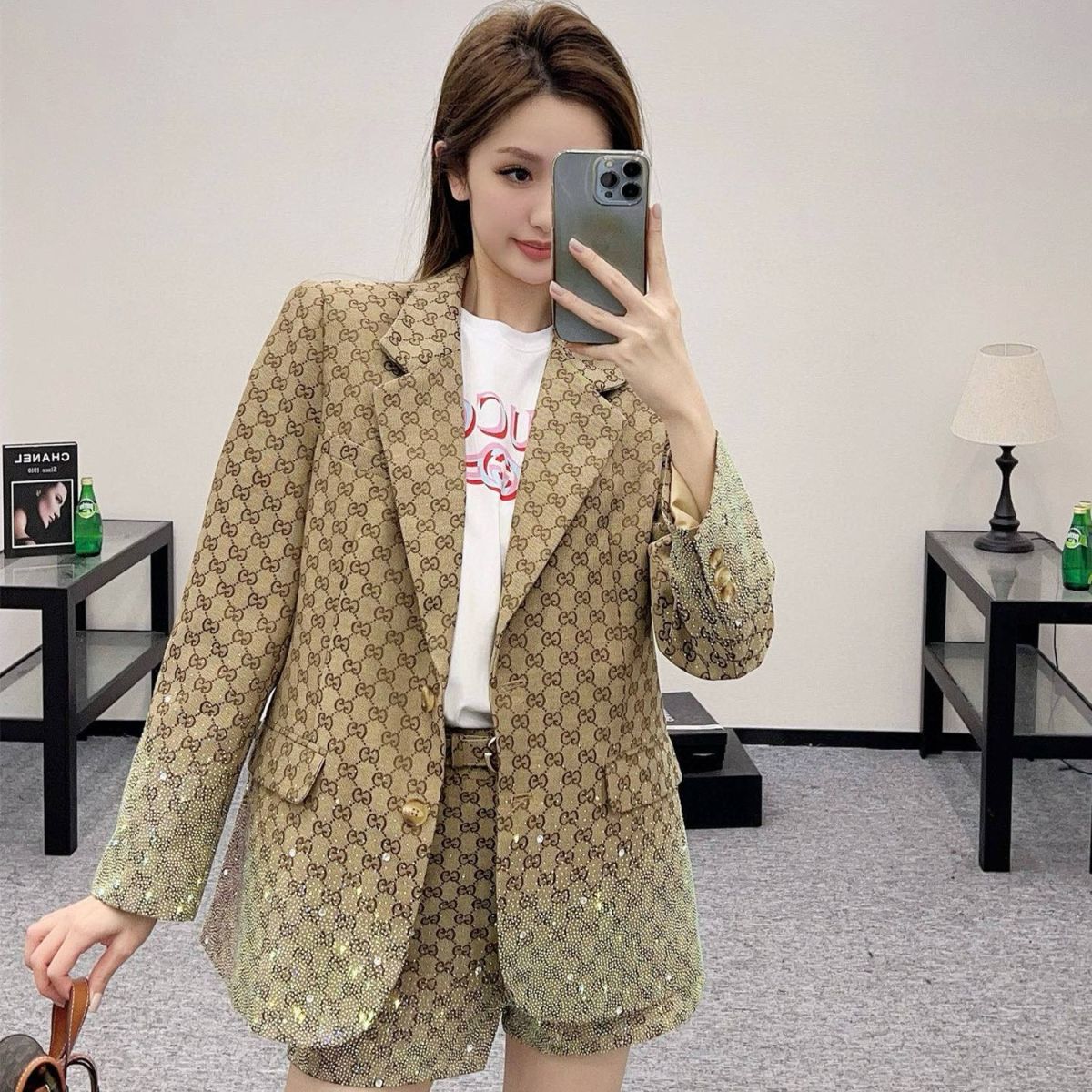 Gucci Clothing-302