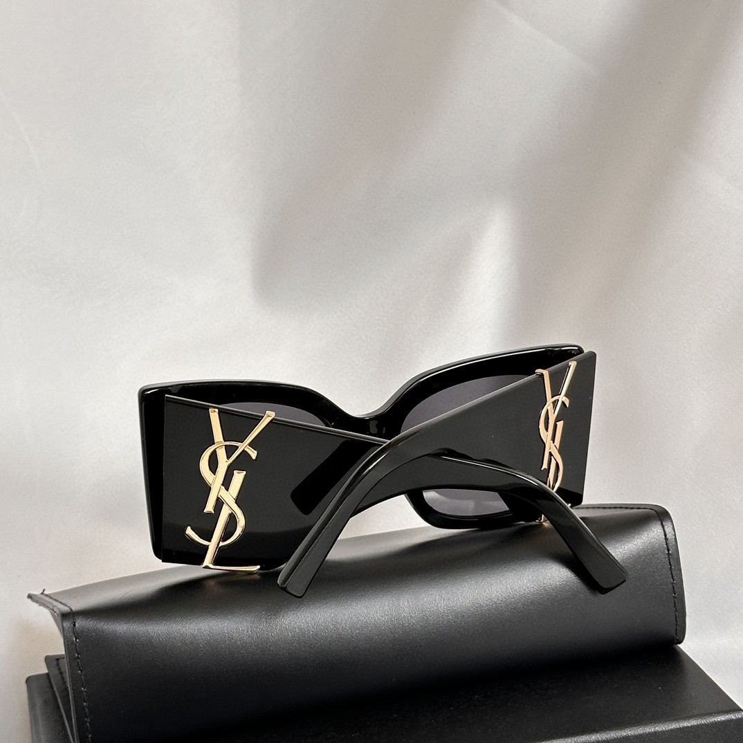 YSL glasses-29