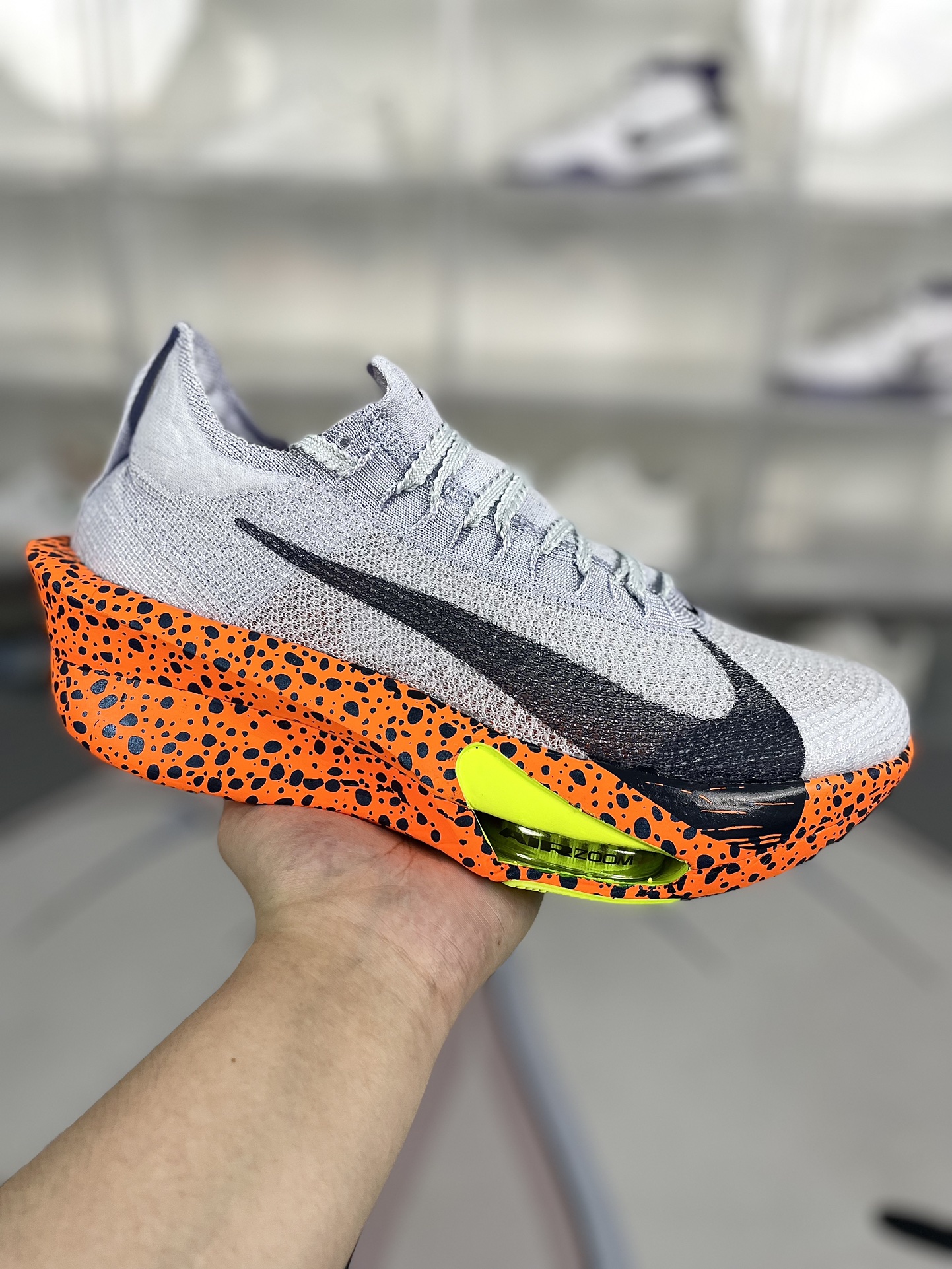 Nike Sneakers-318