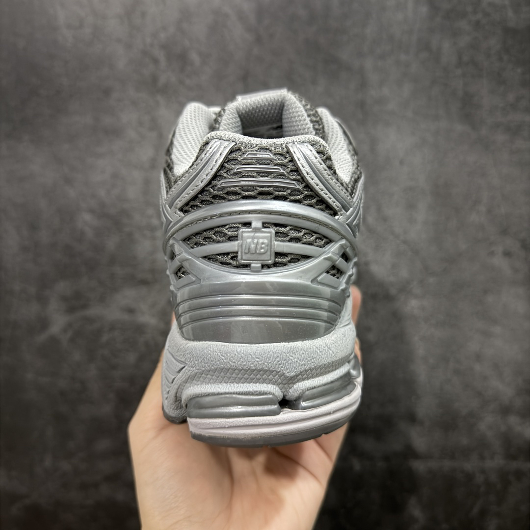 New Balance Sneakers-233