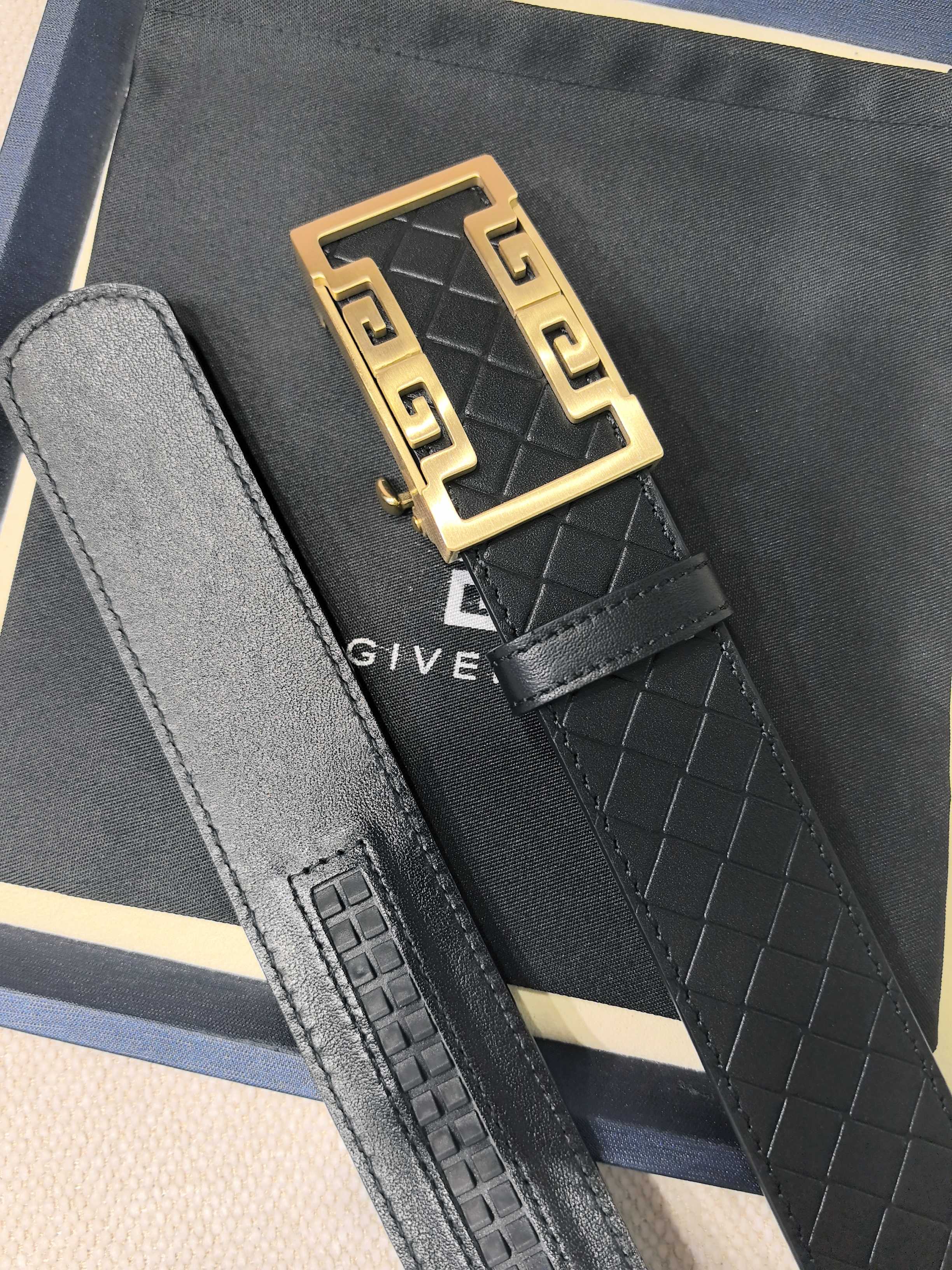 Givenchy belt-103