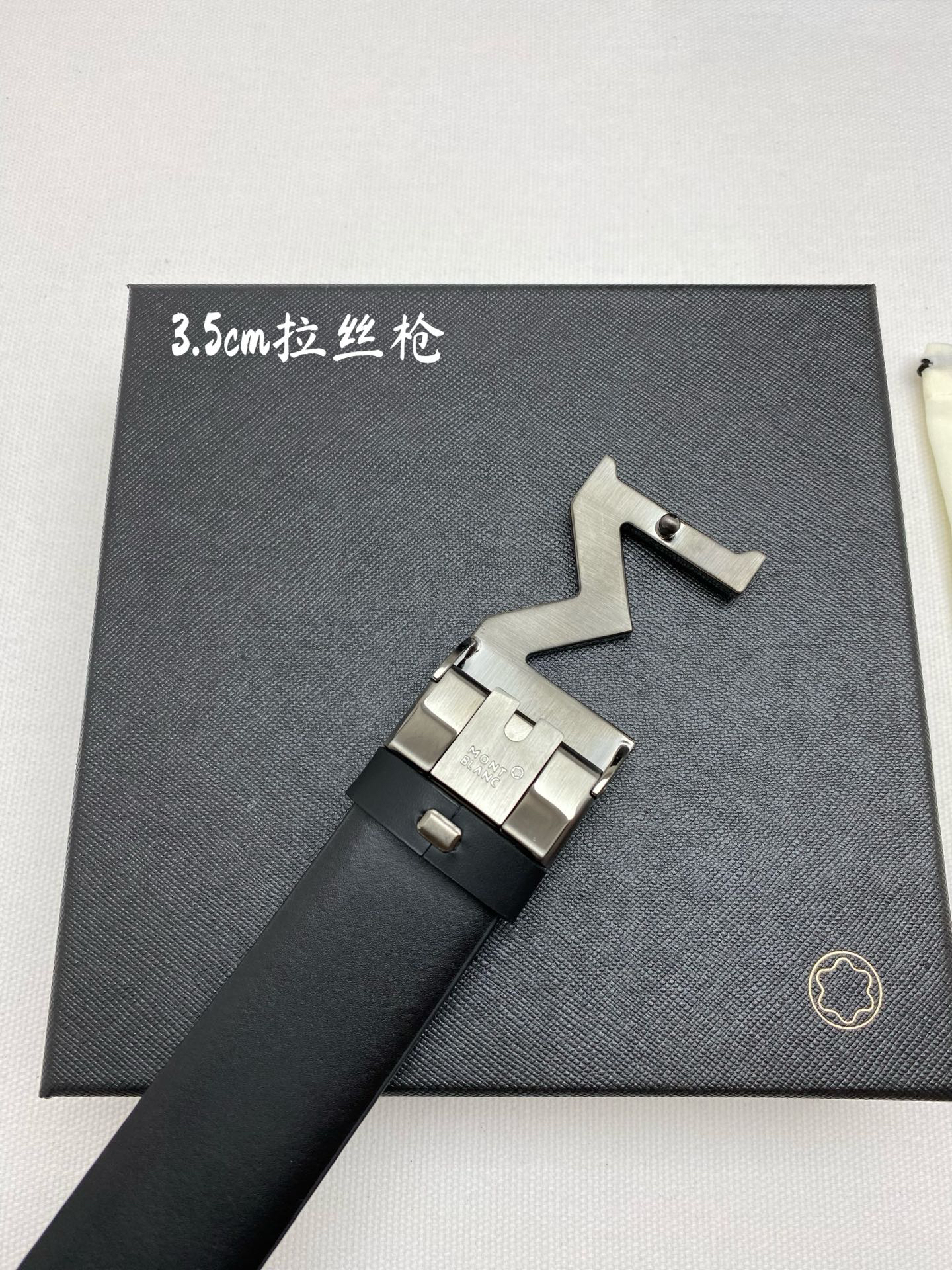 Montblanc belt-9