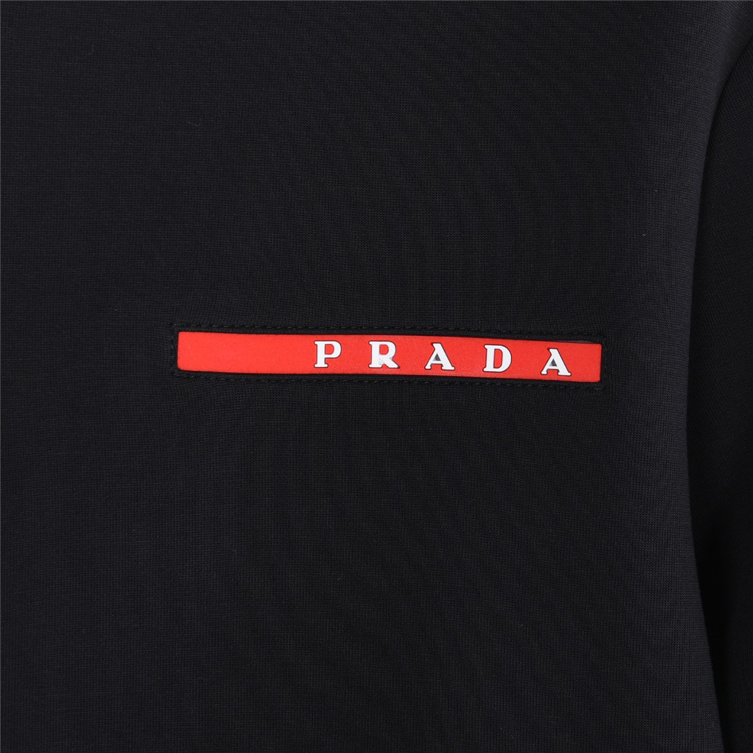 Prada Clothing-391