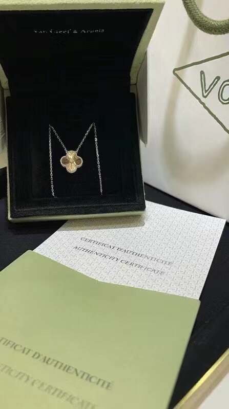 Van Cleef & Arpels necklace-64