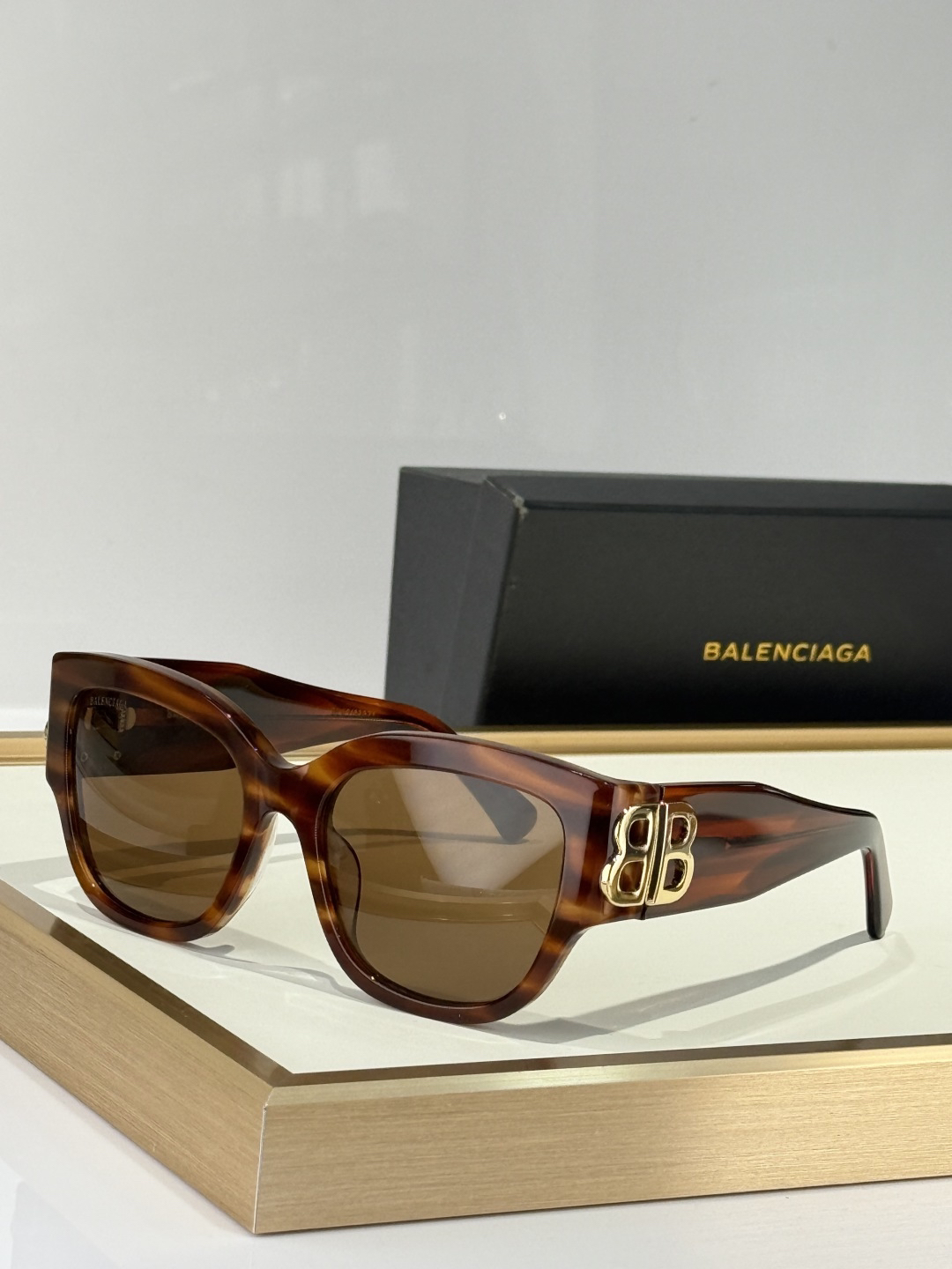 Balenciaga glasses-11