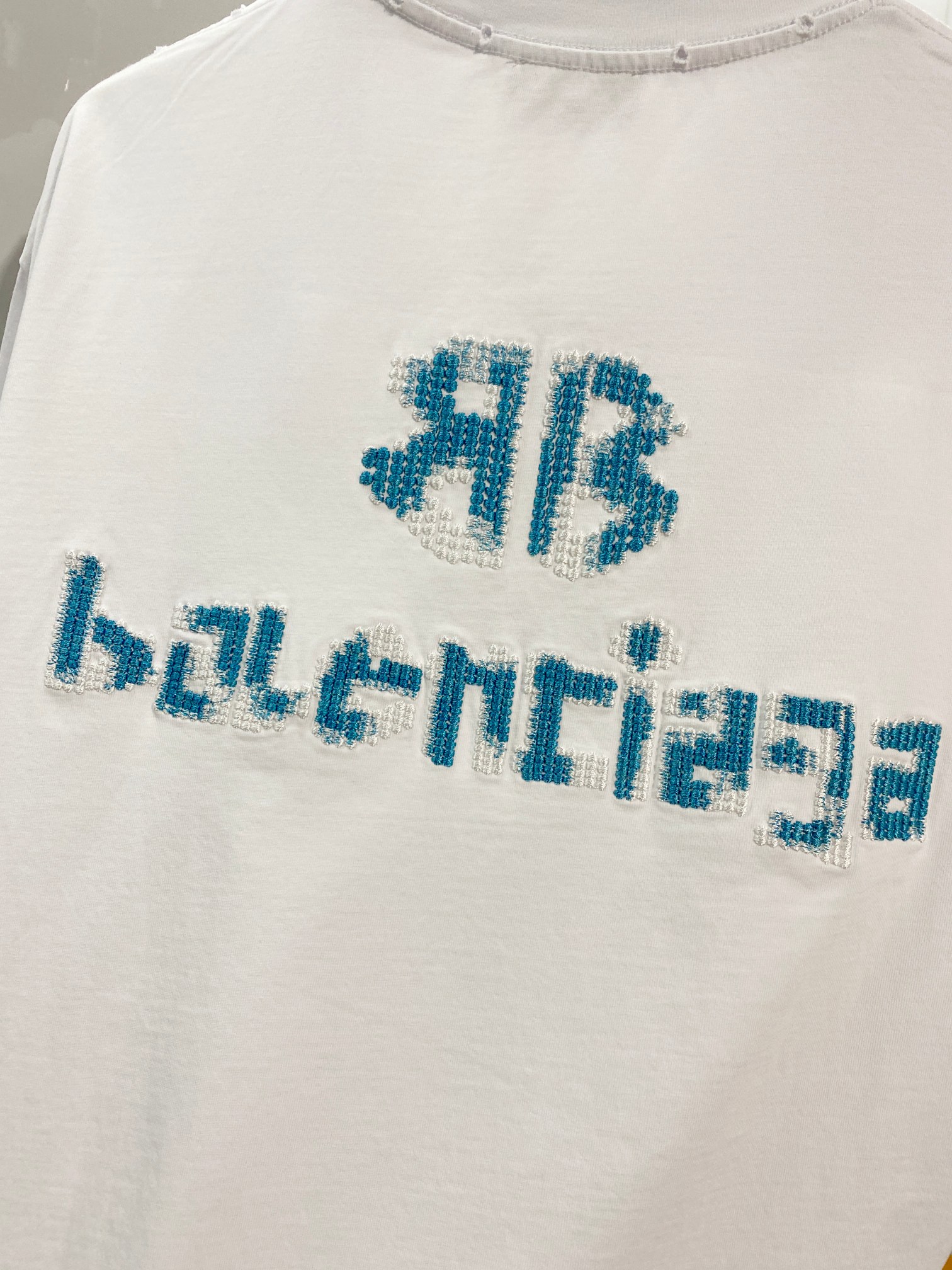 Balenciaga clothing-2