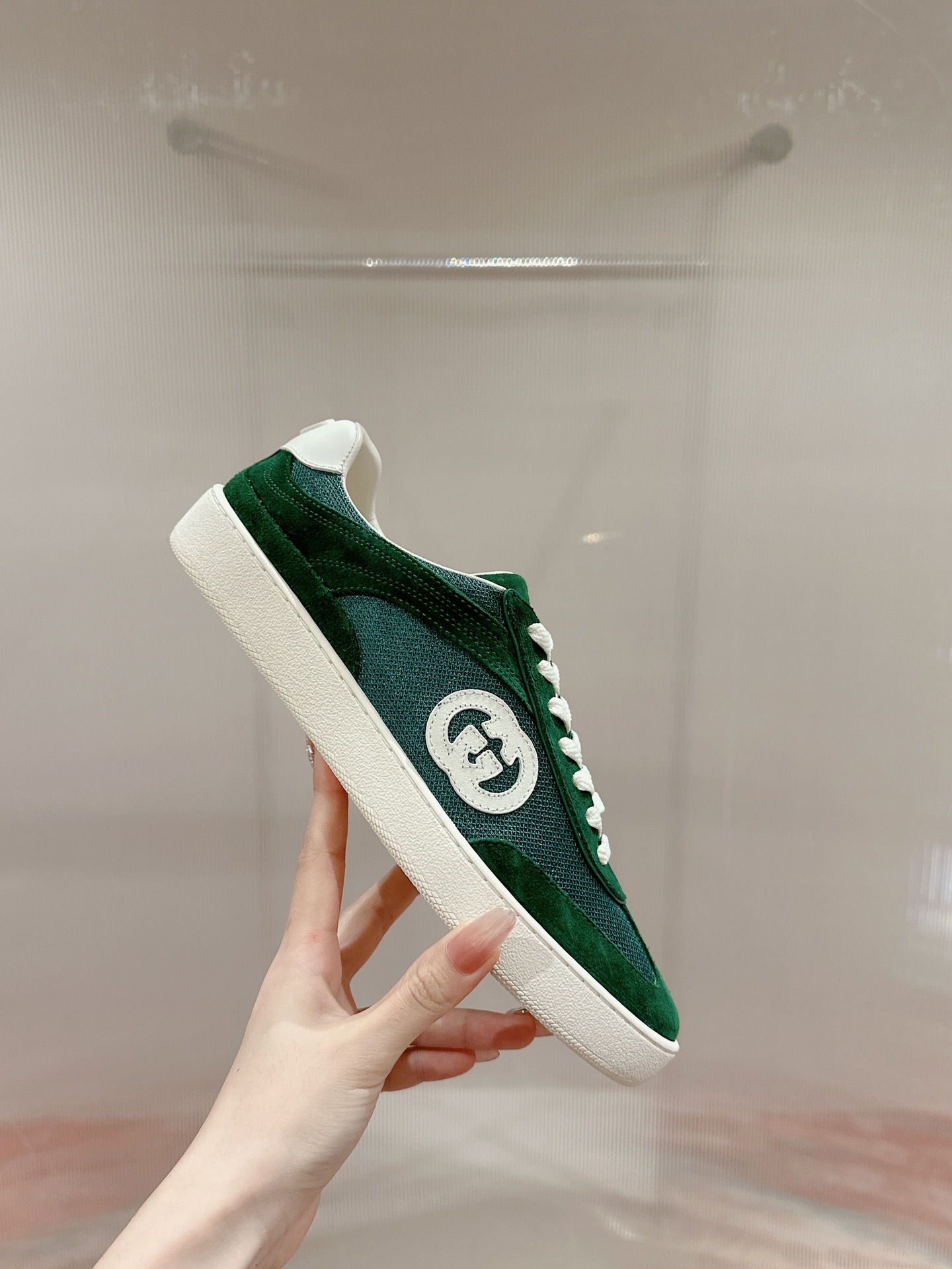Gucci Sneakers-24