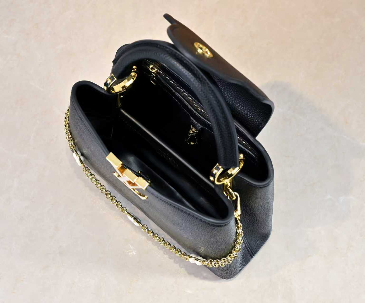 Louis Vuitton Hot New Product-140