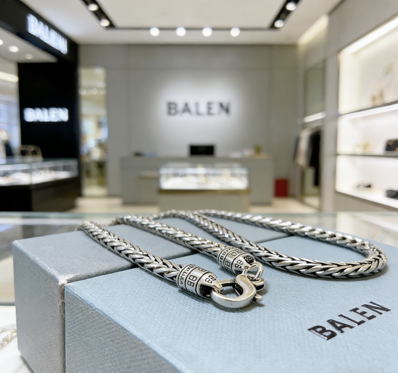 Balenciaga necklace-39
