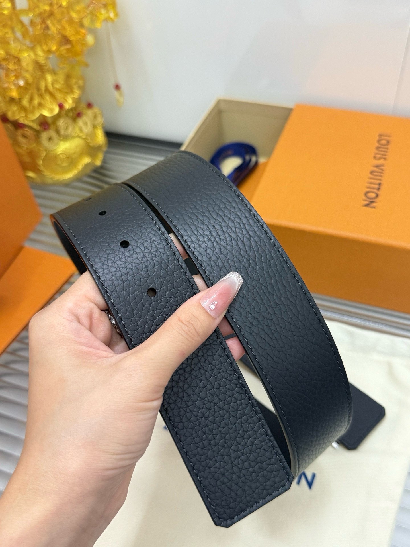 Lv belt-4