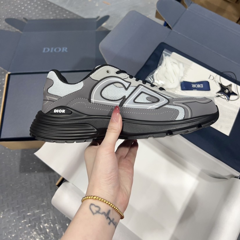 Dior Sneakers-77
