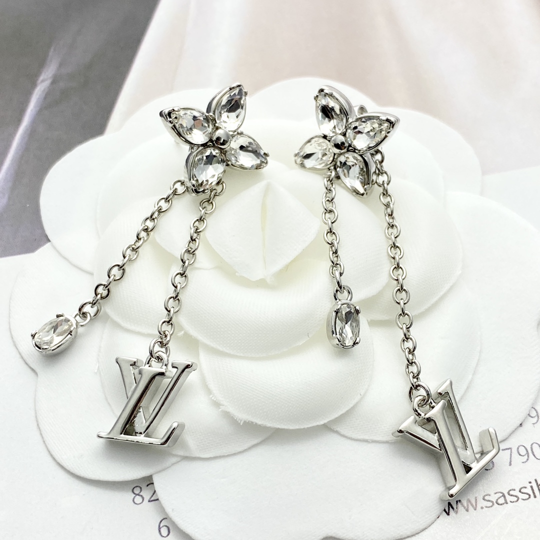 LV earrings-6