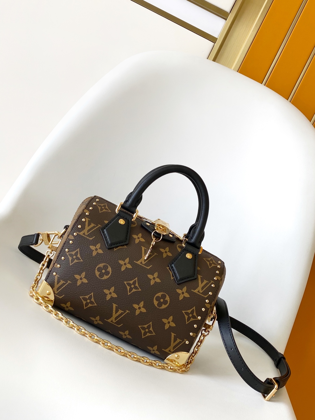 Louis Vuitton Hot New Product-25