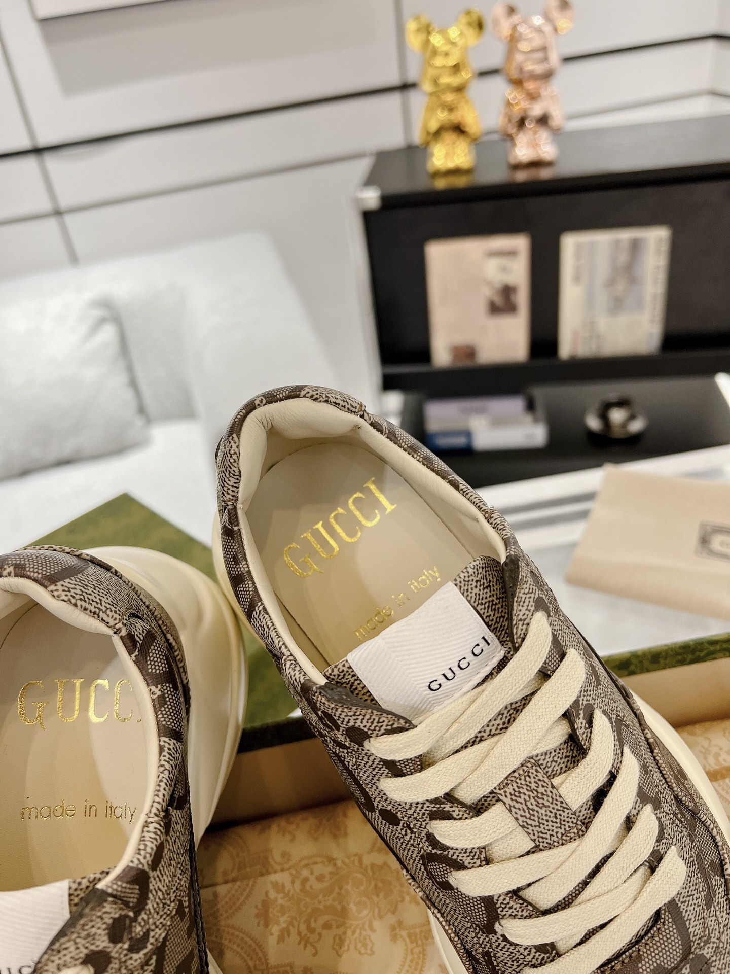 Gucci Sneakers-29