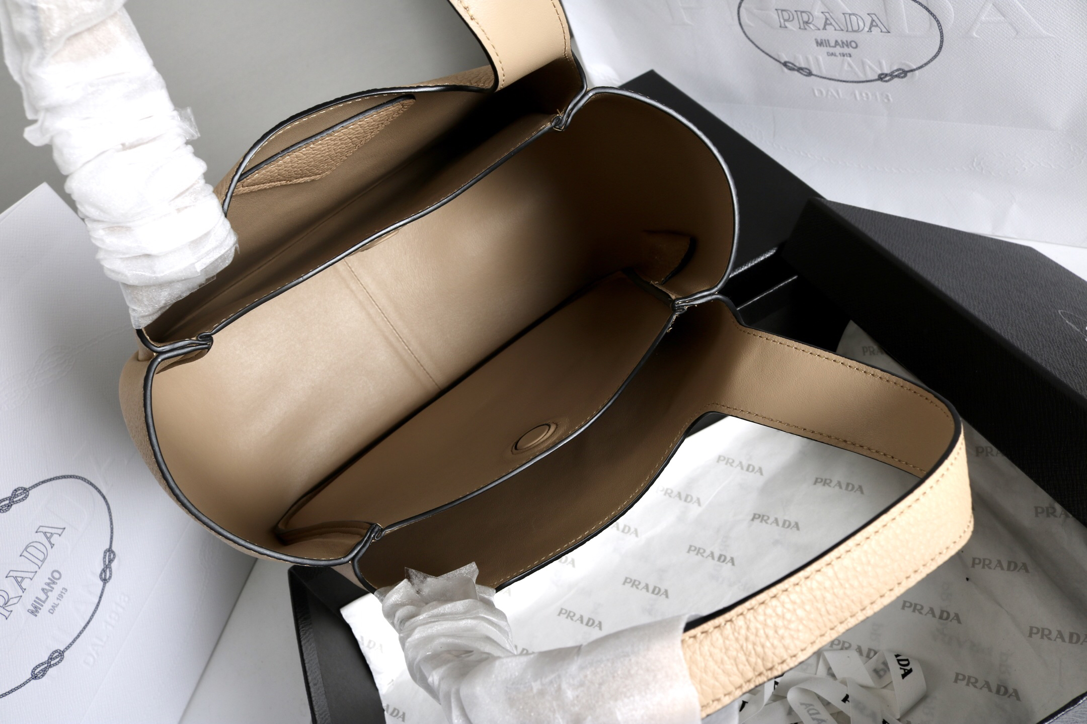 Prada Hot New Product-84