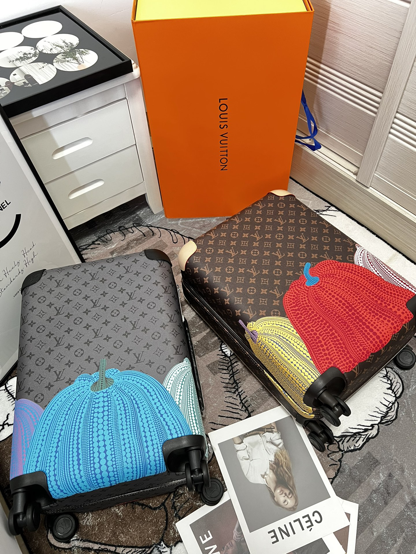 LV luggage-18