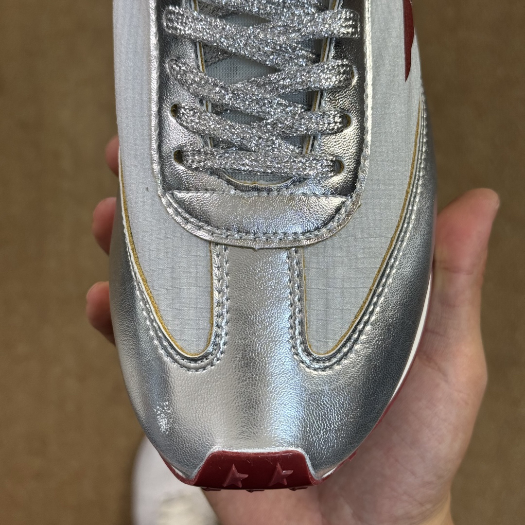 Golden Goose Sneakers-16