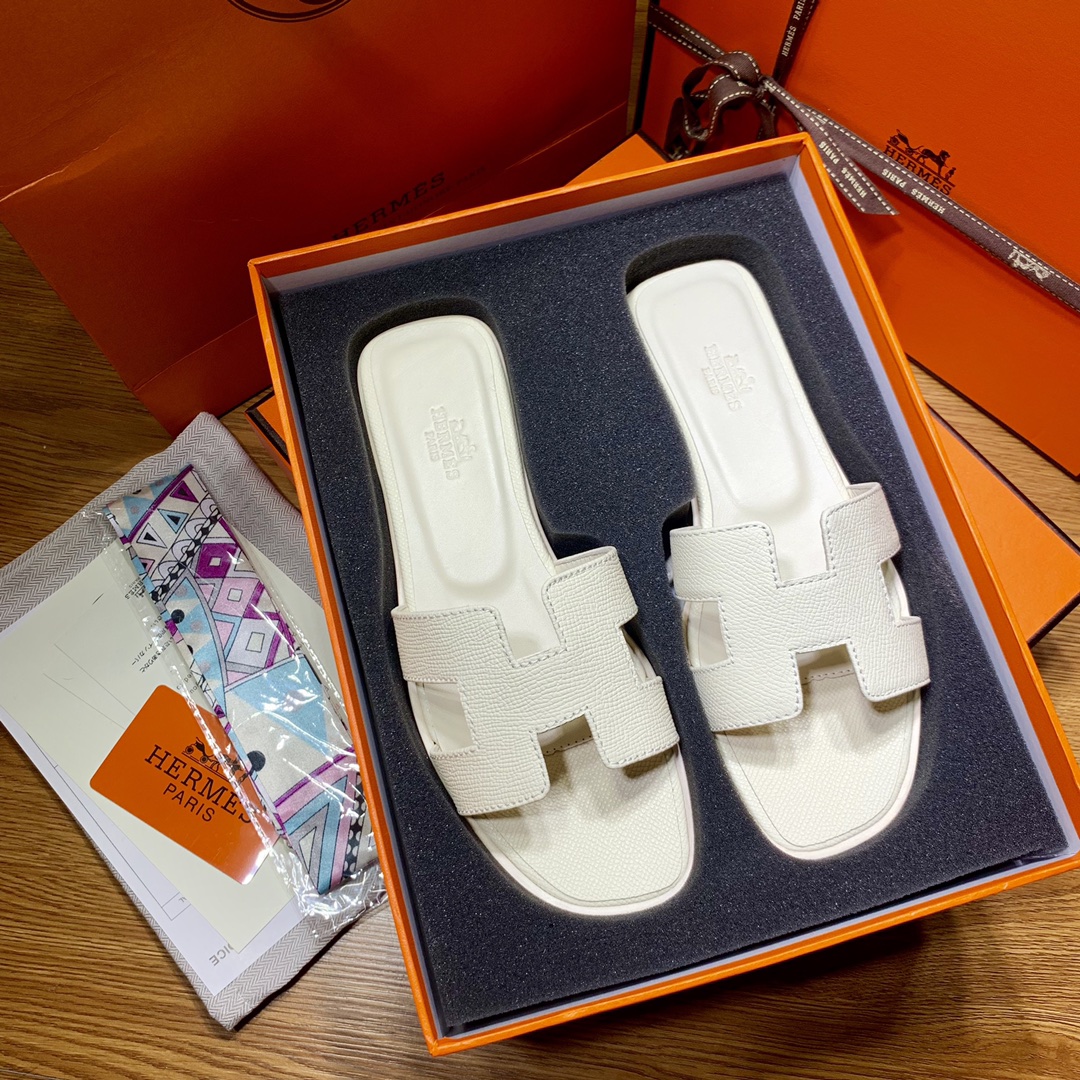 Hermes Summer footwear