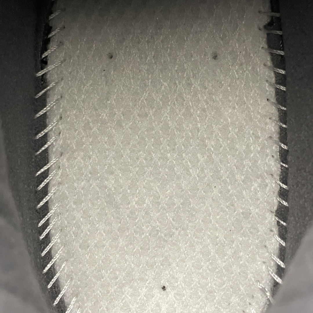 New Balance Sneakers-83