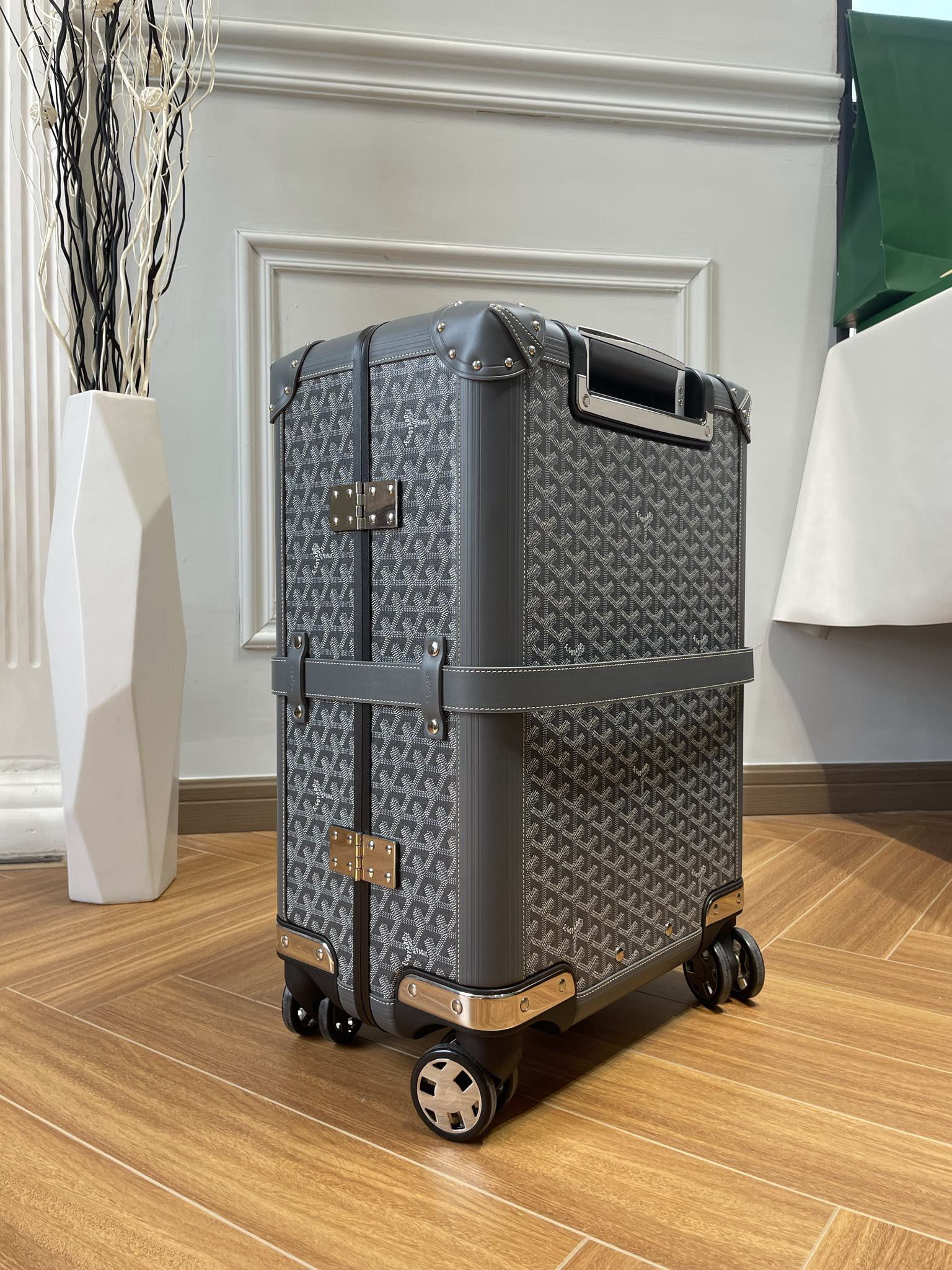 Goyard luggage-1