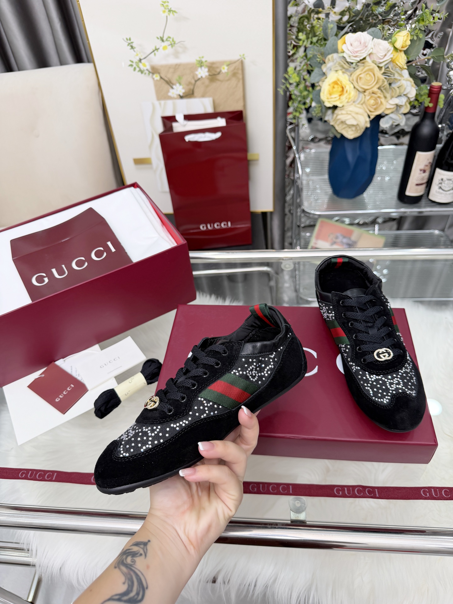 Gucci Sneakers-242