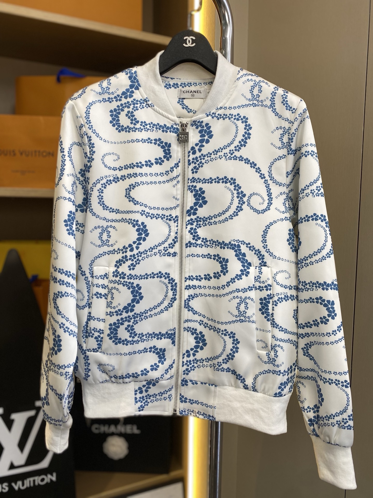 Chanel Clothing-189
