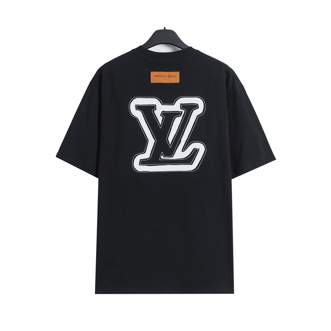 LV clothing-188