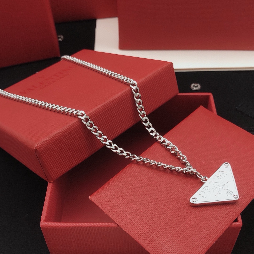 Prada necklace-2