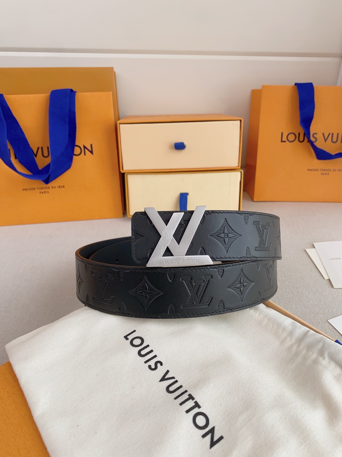 Lv belt-114