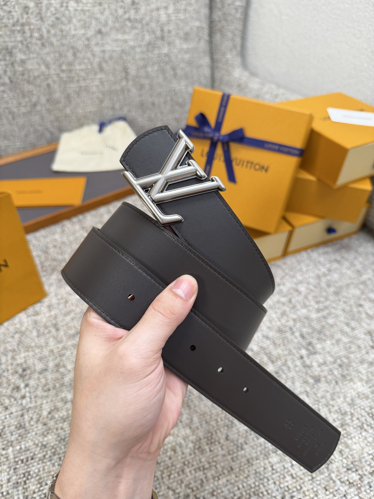 Lv belt-38
