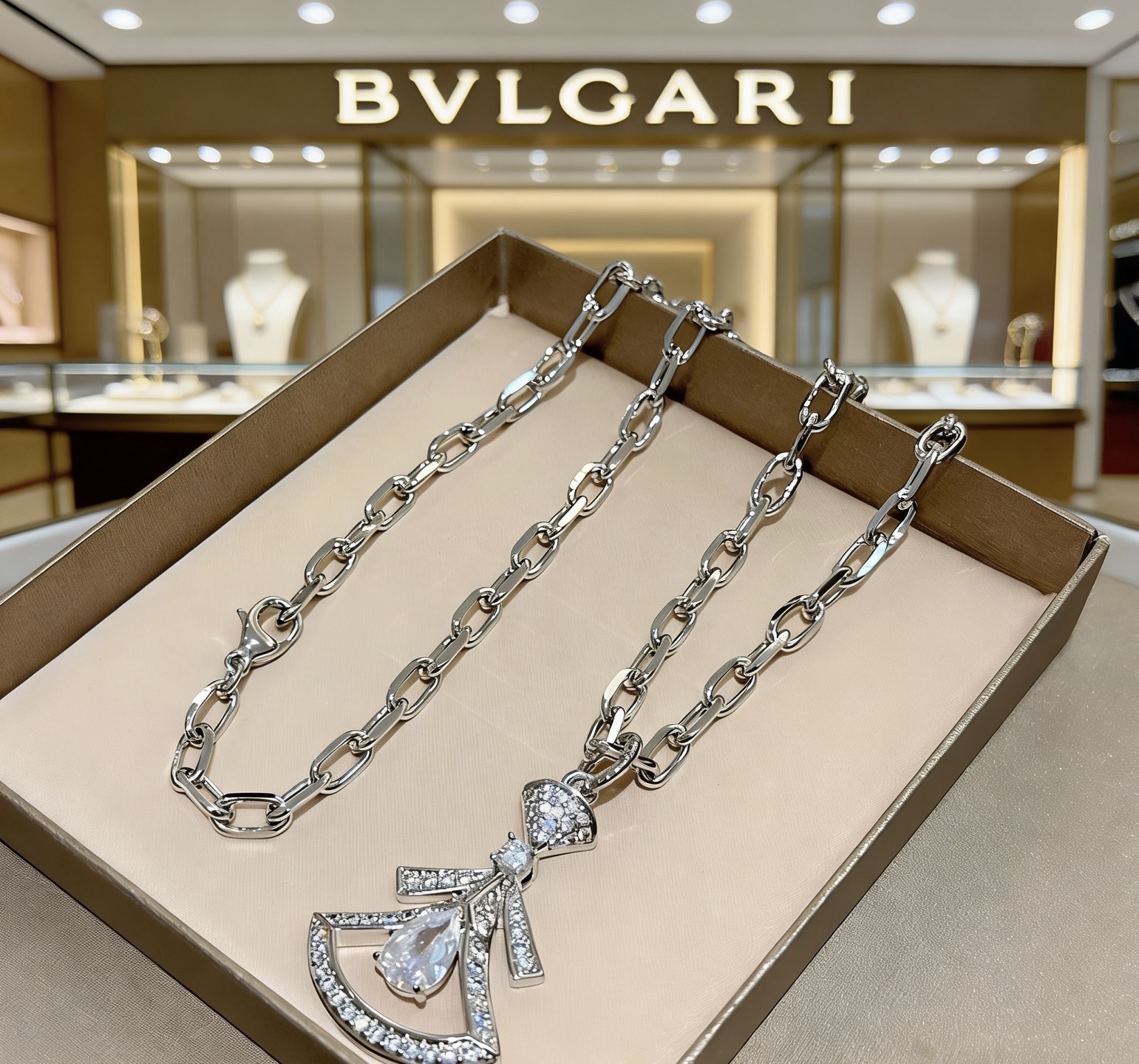 Bottega Veneta necklace-35