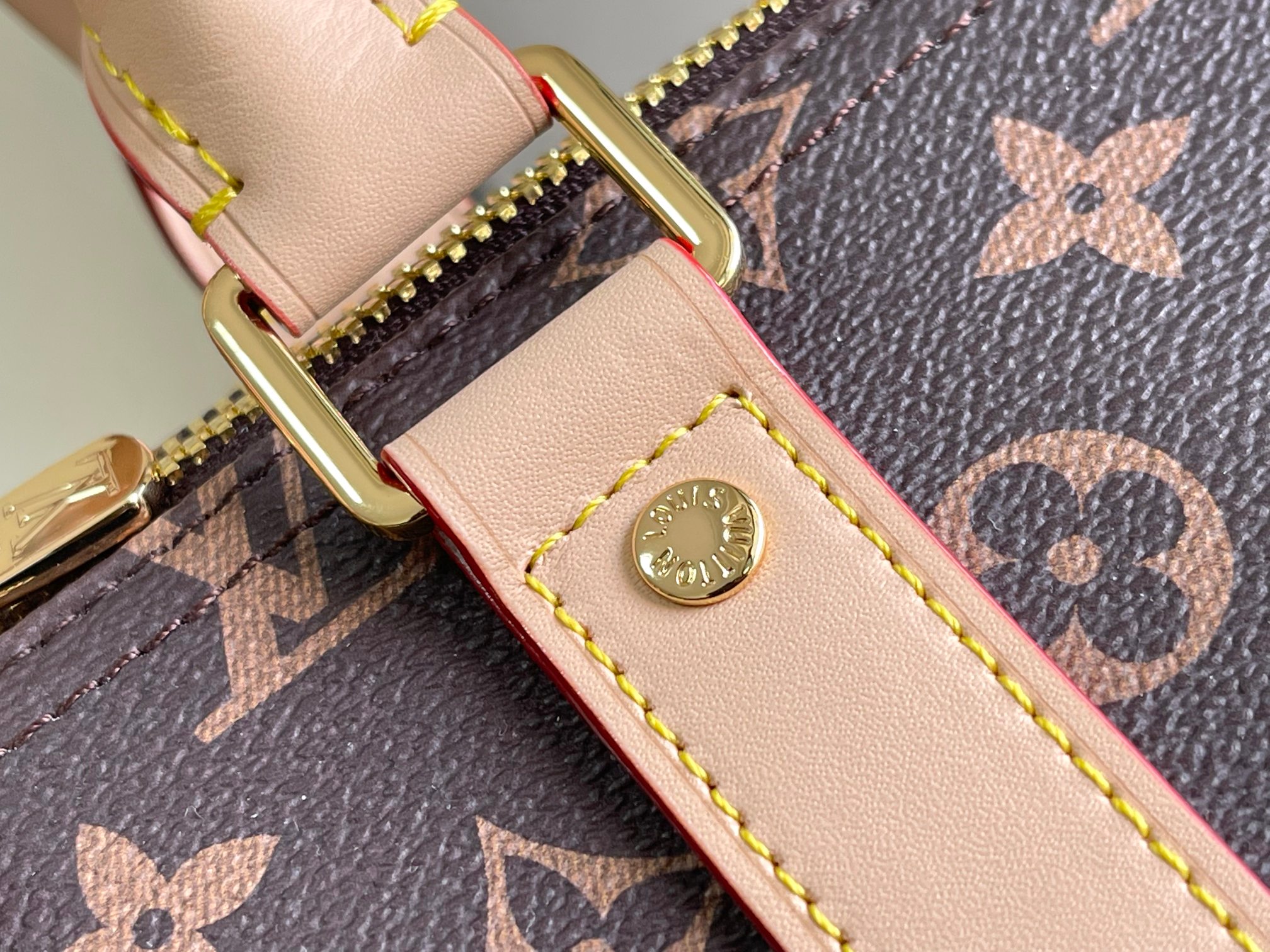 Louis Vuitton Hot New Product-110